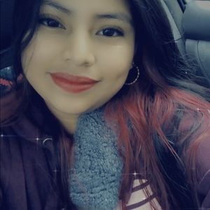 Meet your Posher, Mirna